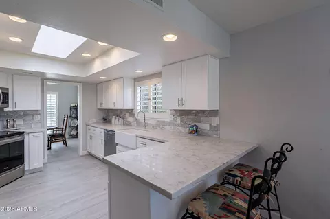 4091 E Round Hill Dr, Phoenix, AZ 85028 photo 27