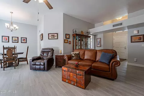 4091 E Round Hill Dr, Phoenix, AZ 85028 photo 23