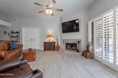 4091 E Round Hill Dr, Phoenix, AZ 85028 photo 25