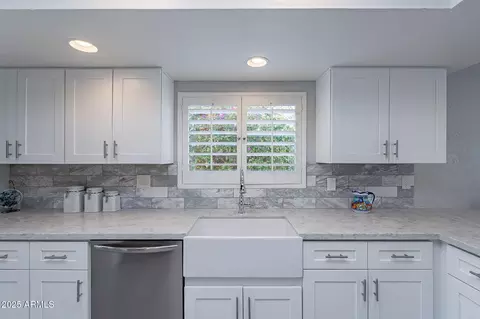 4091 E Round Hill Dr, Phoenix, AZ 85028 photo 29