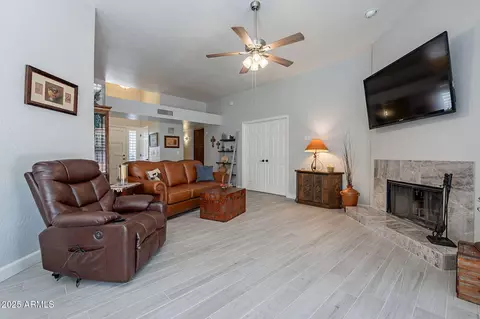 4091 E Round Hill Dr, Phoenix, AZ 85028 photo 24