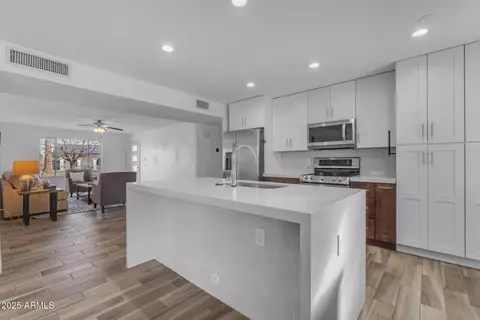 2447 E La Jolla Dr, Tempe, AZ 85282 photo 11