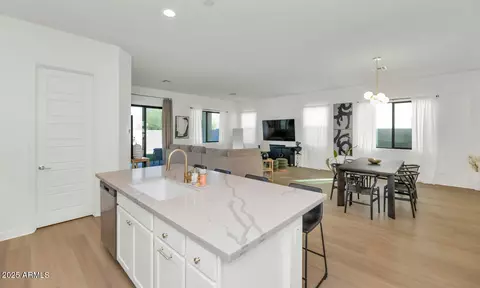 9422 S 7th Pl, Phoenix, AZ 85042 photo 12