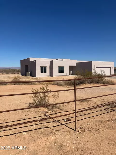 24836 W Montgomery Rd W, Wittmann, AZ 85361