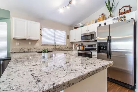 2323 E Aire Libre Ave, Phoenix, AZ 85022 photo 10