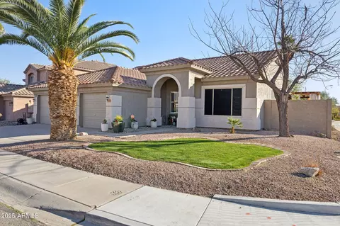 9 W Glenhaven Dr, Phoenix, AZ 85045