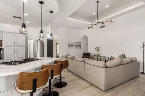 328 E Ivy St, Mesa, AZ 85201 photo 9