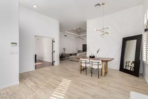 328 E Ivy St, Mesa, AZ 85201 photo 5