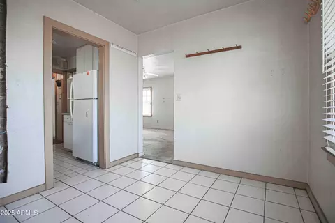 Entry Way - 2237 E Windsor Ave, Phoenix, AZ 85006 photo 1 of 2