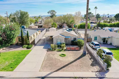 View/Area - 2237 E Windsor Ave, Phoenix, AZ 85006 photo 2 of 5