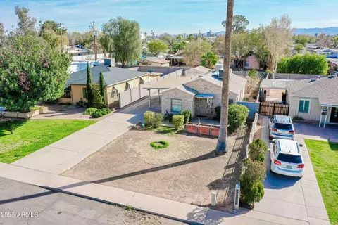 View/Area - 2237 E Windsor Ave, Phoenix, AZ 85006 photo 3 of 5