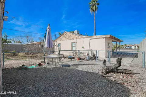 Exterior - 2237 E Windsor Ave, Phoenix, AZ 85006 photo 6 of 16