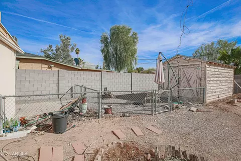 Exterior - 2237 E Windsor Ave, Phoenix, AZ 85006 photo 16 of 16