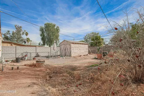 Exterior - 2237 E Windsor Ave, Phoenix, AZ 85006 photo 11 of 16
