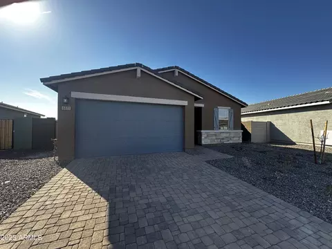 6831 W Samantha Way, Laveen, AZ 85339
