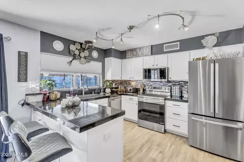 2505 E Hampton Ave, Mesa, AZ 85204 photo 7