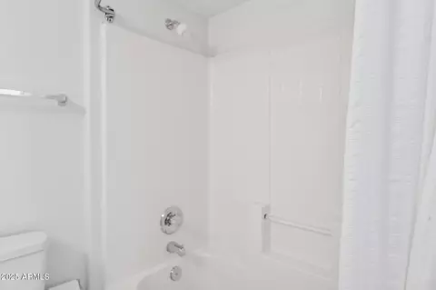 3301 Earll Dr #210, Phoenix, AZ 85018 photo 20