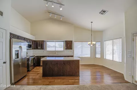 4206 E Cathedral Rock Dr, Phoenix, AZ 85044 photo 13