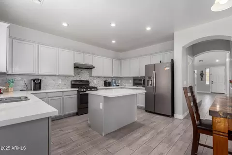 11851 W Alvarado Rd, Avondale, AZ 85392