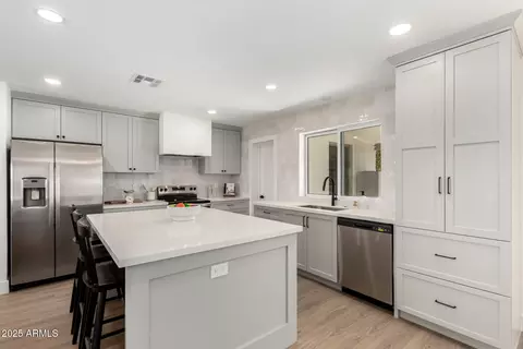 6655 E Rustic Dr, Mesa, AZ 85215 photo 11