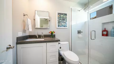 Bath - 14052 S 24th Way, Phoenix, AZ 85048 photo 2 of 4
