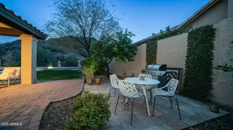 Exterior - 14052 S 24th Way, Phoenix, AZ 85048 photo 6 of 13