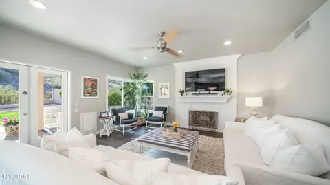 Living - 14052 S 24th Way, Phoenix, AZ 85048 photo 1 of 1