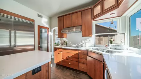 Kitchen - 14052 S 24th Way, Phoenix, AZ 85048 photo 3 of 4