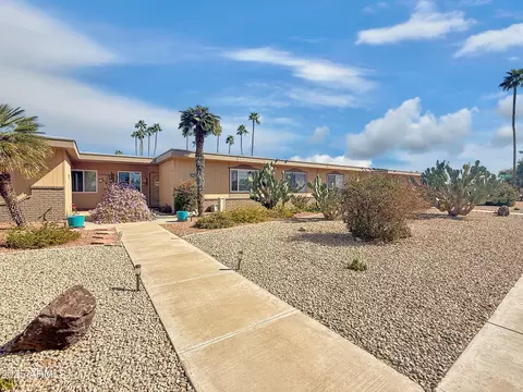 10906 W Thunderbird Blvd, Sun City, AZ 85351