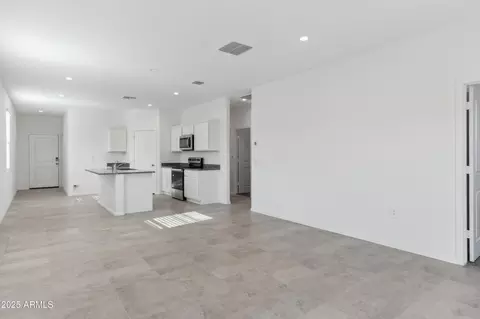 1432 W Hess Ave, Coolidge, AZ 85128 photo 6