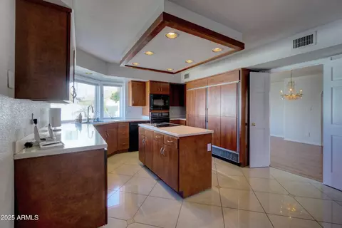 Kitchen - 2542 S Playa --, Mesa, AZ 85202 photo 2 of 3