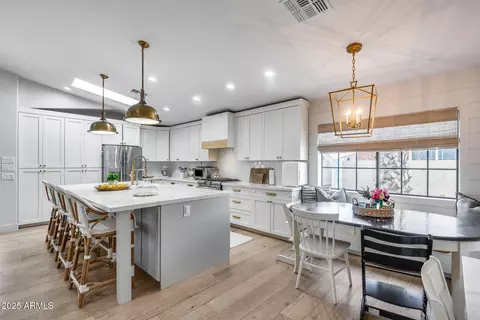 Kitchen - 1837 E Coolidge St, Phoenix, AZ 85016 photo 1 of 8