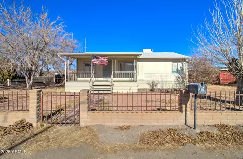 5599 S Miami Gardens Dr, Miami, AZ 85539