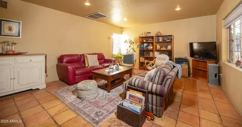 1261 Edgemont Ave, Phoenix, AZ 85006 photo 9