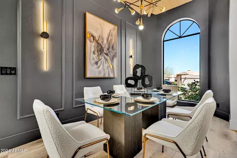 Dining - 9430 N 25th St, Phoenix, AZ 85028 photo 1 of 1