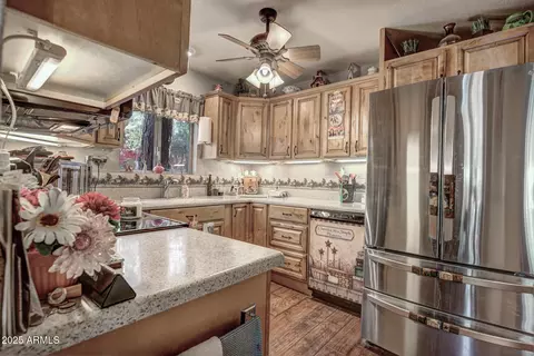Kitchen - 5749 W Pine Cir, Pine, AZ 85544 photo 2 of 3