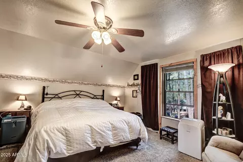 Bedroom - 5749 W Pine Cir, Pine, AZ 85544 photo 2 of 4