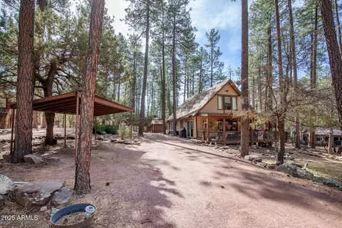 5749 W Pine Cir, Pine, AZ 85544