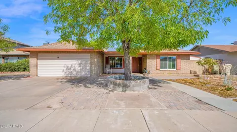 5216 W Beryl Ave, Glendale, AZ 85302