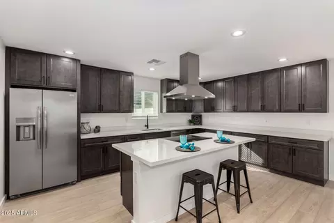 42 E 14th St, Mesa, AZ 85201