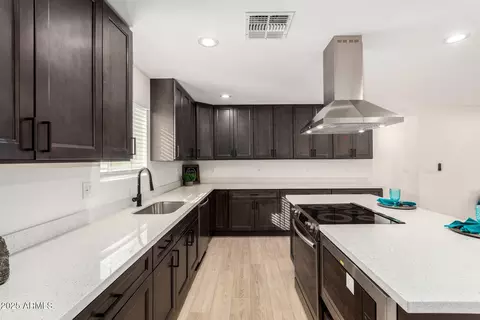 Kitchen - 42 E 14th St, Mesa, AZ 85201 photo 4 of 4