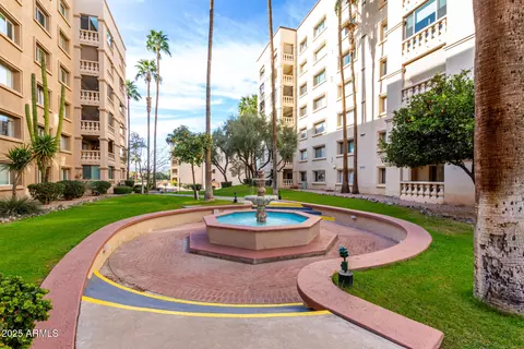 7830 E Camelback Rd #108, Scottsdale, AZ 85251