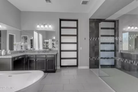 Bath - 10455 E Thornton Ave, Mesa, AZ 85212 photo 3 of 8