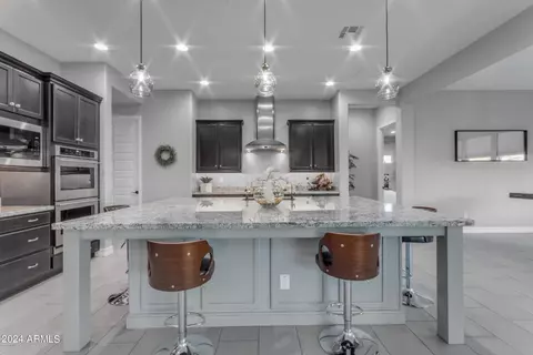Kitchen - 10455 E Thornton Ave, Mesa, AZ 85212 photo 3 of 9