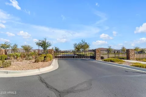 View/Area - 10455 E Thornton Ave, Mesa, AZ 85212 photo 3 of 14
