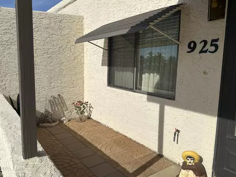925 E Lancaster Cir, Florence, AZ 85132 photo 2