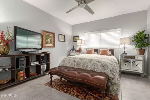 Bedroom - 355 E Thomas Rd #B110, Phoenix, AZ 85012 photo 3 of 4