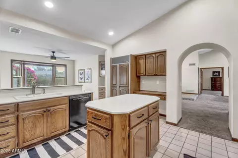 Kitchen - 4010 E Grandview St, Mesa, AZ 85205 photo 2 of 3