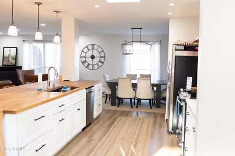 Kitchen - 2113 E Glencove St, Mesa, AZ 85213 photo 4 of 4