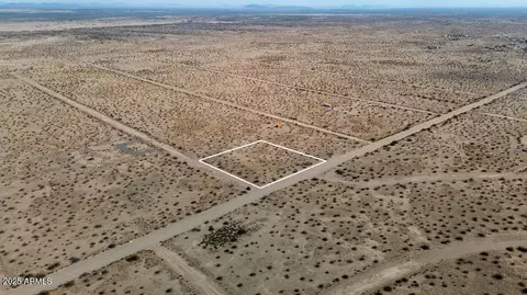 335 Glendale Rd #335, Dateland, AZ 85333